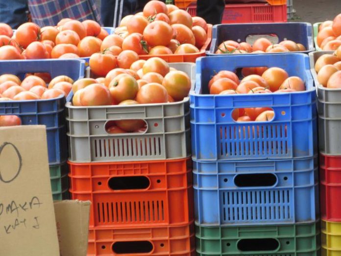 Προειδοποιούν με κινητοποίηση εργαζόμενοι σε Συσκευαστήριο Φρούτων στο Ανατολικό Πάφου
