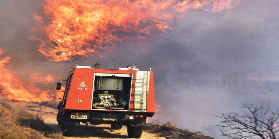 Πάφος: Συναγερμός στην Πυροσβεστική - Πυρκαγιά στην Ακουρσό