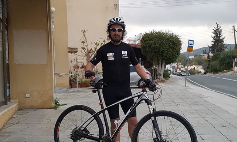 Ο Πέτρος Στυλιανού ποδηλατεί για το Φιλανθρωπικό Σωματείο “Aγκαλιάζω με αγάπη”