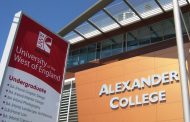 Alexander College: Διάλεξη με θέμα “Η εσωτερική αρχιτεκτονική των ανθρώπων ως αντίσταση του Χρόνου”