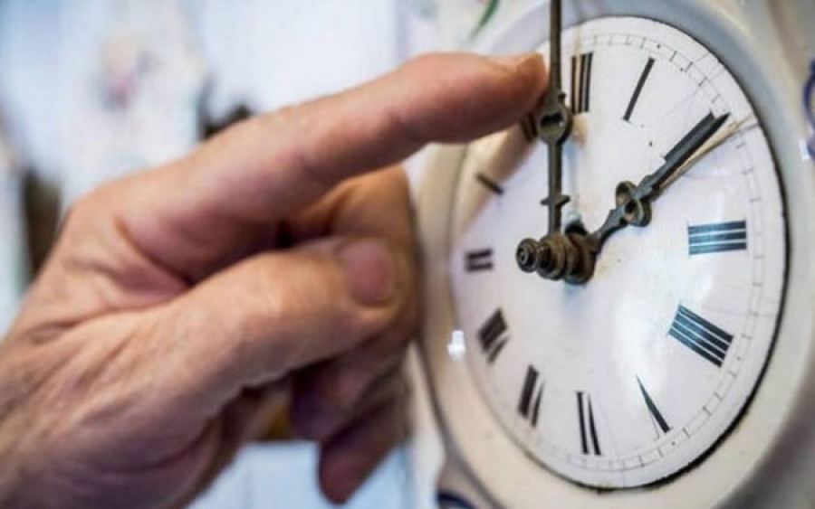 Αλλαγή ώρας: Μην ξεχάσετε να γυρίσετε τα ρολόγια μία ώρα μπροστά