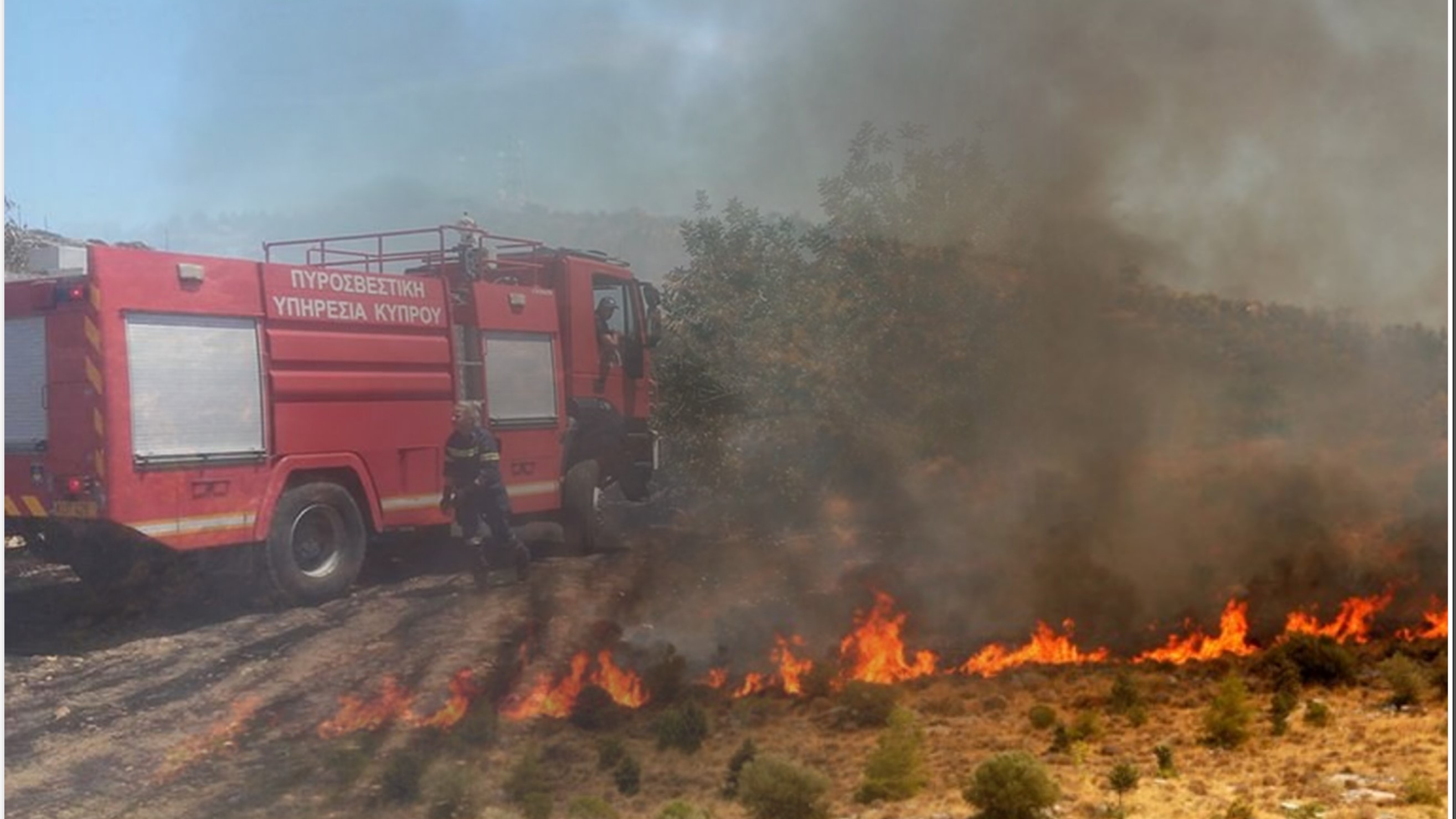 Πάφος: Σε δέκα πυρκαγιές στην Επαρχία επέδραμε η Πυροσβεστική