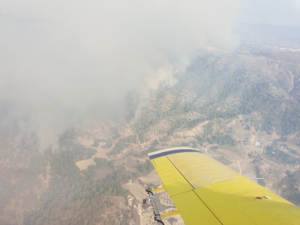 Πάφος: Μαίνεται η πυρκαγιά στον Ακάμα - Ανακοίνωση Τμ. Δασών