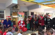 Ο Άγιος Βασίλης στο Νηπιαγωγείο Έμπας - Μοίρασε δώρα και χαμόγελα! - ΦΩΤΟ