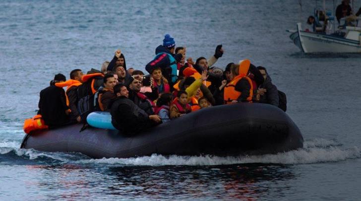 Πάφος: Σε κινητοποίηση η Λιμενική αστυνομία, Βρέθηκε βάρκα με μετανάστες