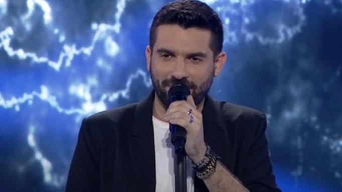 Γιώργος Ευθυμιάδης: Εξαιρετική εμφάνιση στο τελικο του The Voice!! - ΒΙΝΤΕΟ