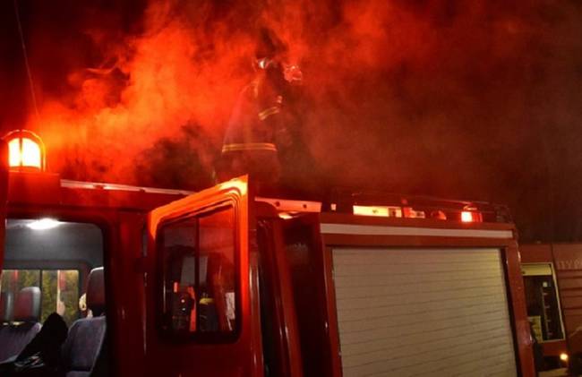Πάφος: Φωτιά σε κτήριο με γραφεία κινητοποίησε την Πυροσβεστική