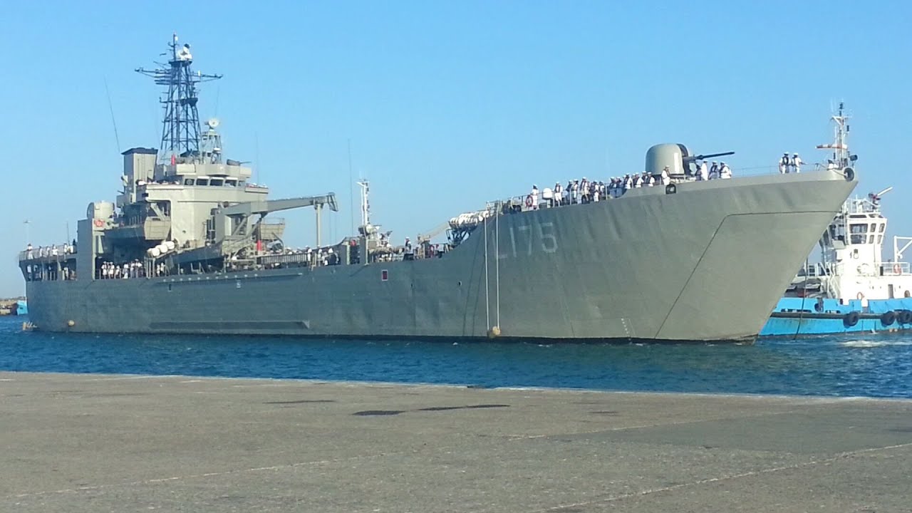 Το Αρματαγωγό ΙΚΑΡΙΑ που μεταφέρει βοήθεια της Ελλάδας στη Βηρυτό, θα μεταφέρει βοήθεια και από Κύπρο – Φώτο
