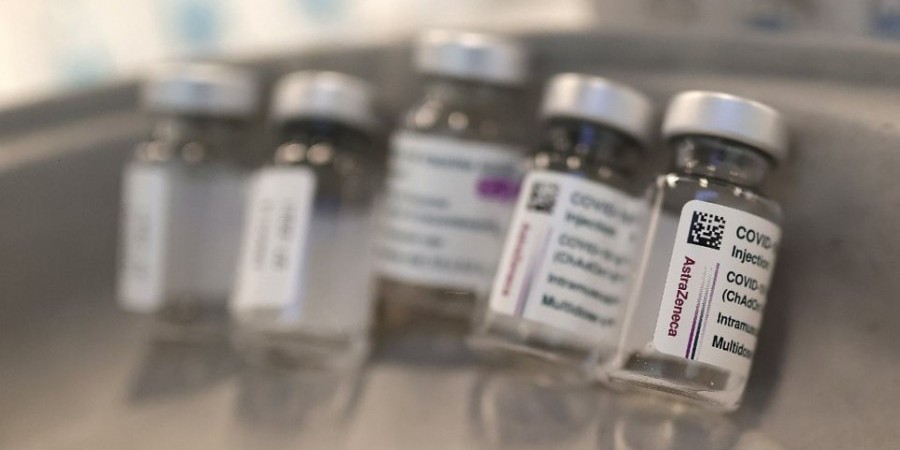 Φάουτσι: Η AstraZeneca θα εκδώσει νέα ανακοίνωση για το εμβόλιό της