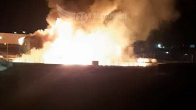 ΕΚΤΑΚΤΟ: Μεγάλη πυρκαγιά σε εργοστάσιο βιοκαυσίμων στην Αγια Βαρβάρα (βίντεο)