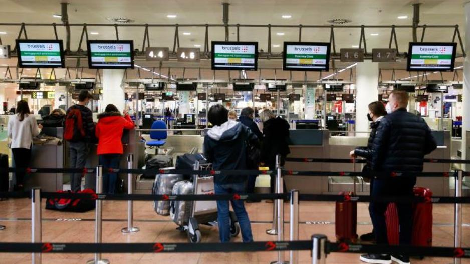 COVID: Χιλιάδες πτήσεις ακυρώθηκαν σε όλο τον κόσμο