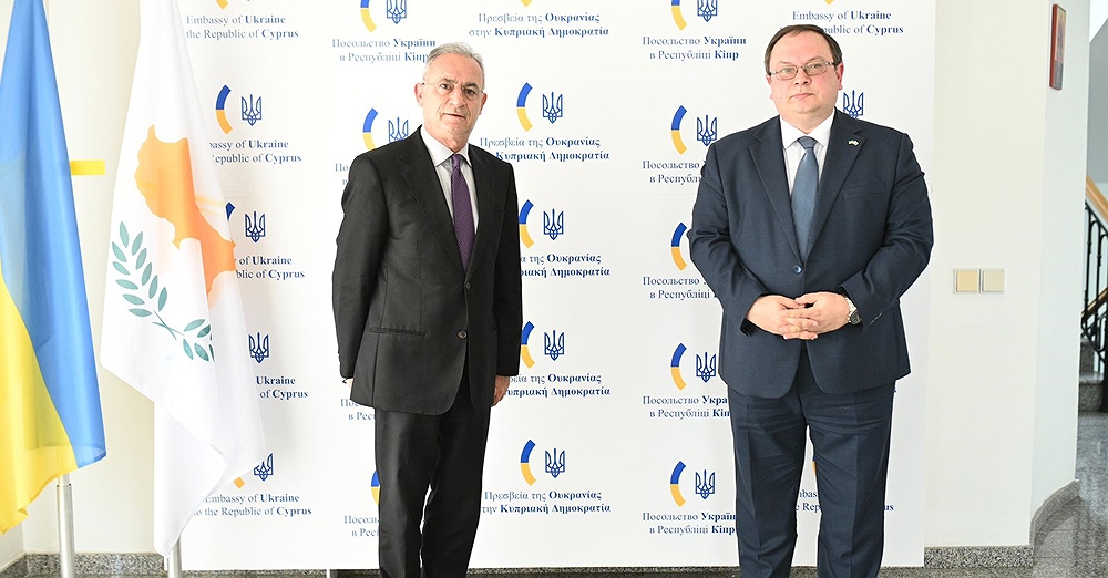 Συνάντηση Αβέρωφ Νεοφύτου με τον Πρέσβη της Ουκρανίας κ. Nimchynsky