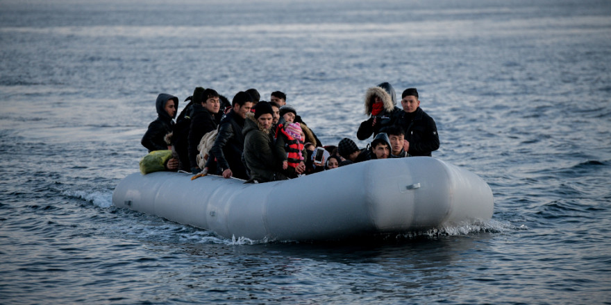 Πάφος: Σε συναγερμό η λιμενική φουσκωτό σκάφος με 9 μετανάστες στην ακριτική περιοχή Τηλλυρίας