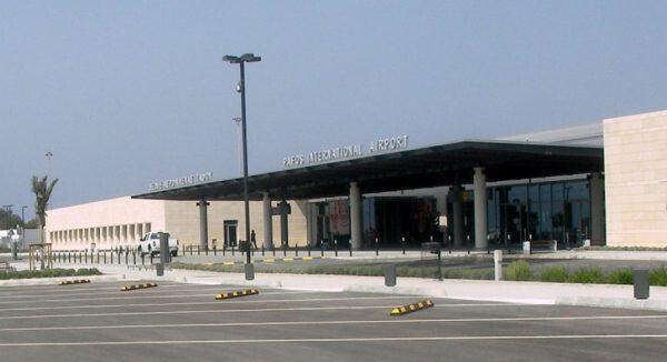 Αεροδρόμιο Πάφου: «Πιάστηκε» με ναρκωτικά στις αποσκευές του