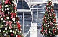 Στολίδια από σμιλί και λευκαρίτικα κεντήματα κοσμούν τα Χριστουγεννιάτικα δέντρα στα αεροδρόμια της Κύπρου