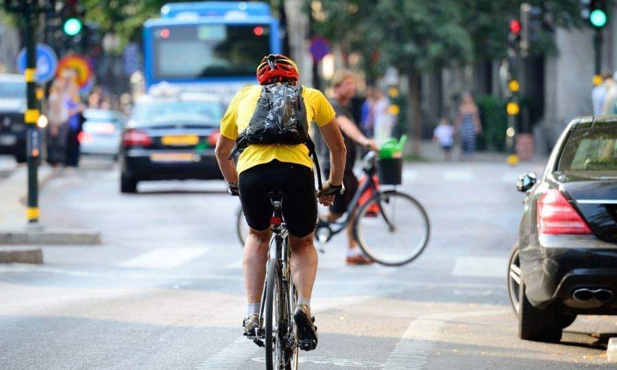 Υποχρεωτικό το κράνος για ποδηλάτες από 1η Φεβρουαρίου - Πόσο θα κοστίζει το πρόστιμο