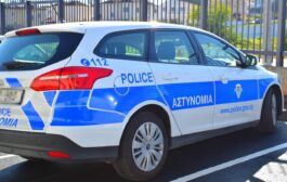 Επιτέθηκαν και εξύβρισαν άντρα από τη Συρία-Βρισκόταν σε καφετέρια