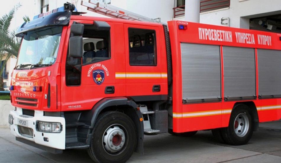 Φωτιά στη Σίμου-Σε κινητοποίηση Αστυνομία και Πυροσβέστες
