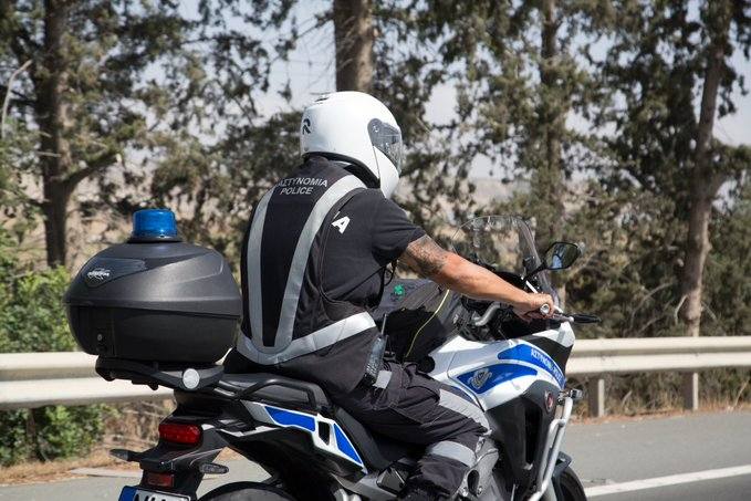 Συνέλαβαν 35χρονη στην Πάφο για κλοπή μοτοσικλετών  αξίας 19.000 ευρώ