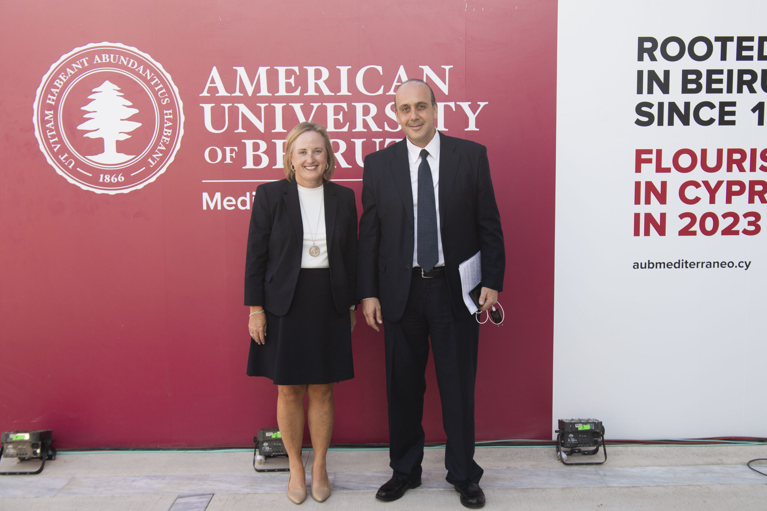 Αμερικανικό Πανεπιστήμιο Βηρυτού στην Πάφο: Λαμπερή τελετή στην έναρξη της πρώτης ακαδημαϊκής χρονιάς (ΦΩΤΟ)