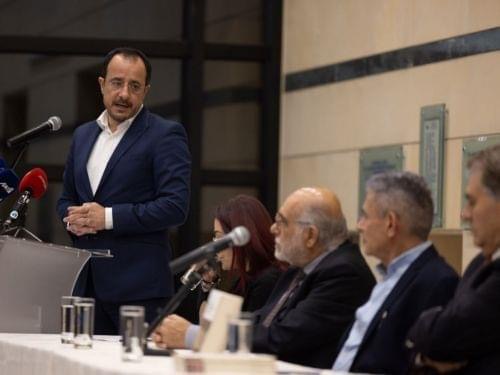 Σε αναβίωση του «Ευρωδακτύλιος» ελπίζει ο ΠτΔ, παρουσίασε βιβλίο του Γ. Γεωργή