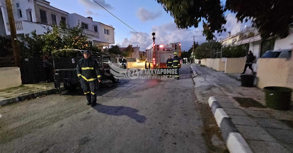 Πάφος: Φωτιά σε όχημα στη Λέμπα - Φώτο