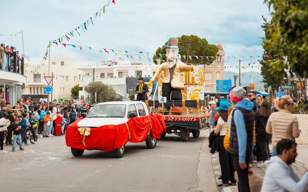 Έκλεψε τις εντυπώσεις η καρναβαλίστικη παρέλαση στην Πόλη Χρυσοχούς