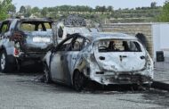 Πάφος: Φωτιά σε δύο οχήματα ζεύγους