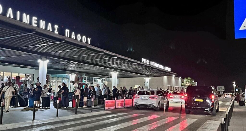 Σύλληψη 46χρονου που καταζητείτο από τη Μολδαβία στο αεροδρόμιο Πάφου