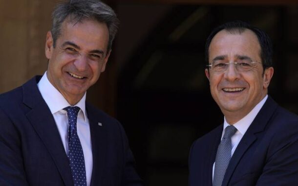 Ιστορική η σημερινή διακυβερνητική, με 14 Υπουργούς η Ελλάδα στη Λευκωσία