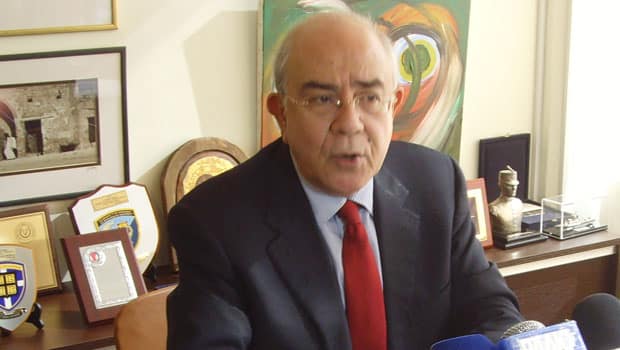 Γ. Ομήρου: Να επαναφερθεί η πρόταση Ανδρέα Παπανδρέου