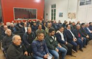 Νερό για να μην καταστραφούν ζητούν 250 μπανανοπαραγωγοί, που πλήγηκαν από εκκένωση Μαυροκόλυμπου