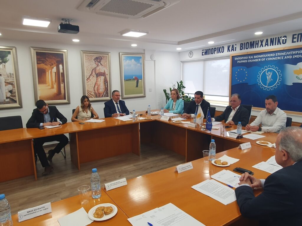 Η πορεία ΓεΣΥ και άλλα θέματα υγείας συζητήθηκαν σε συνάντηση Υπουργού και ΕΒΕ Πάφου