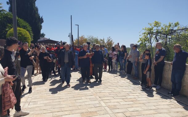 Αναβίωσε  η αναπαράσταση της μεταφοράς του Τιμίου Σταυρού στον Κάθηκα