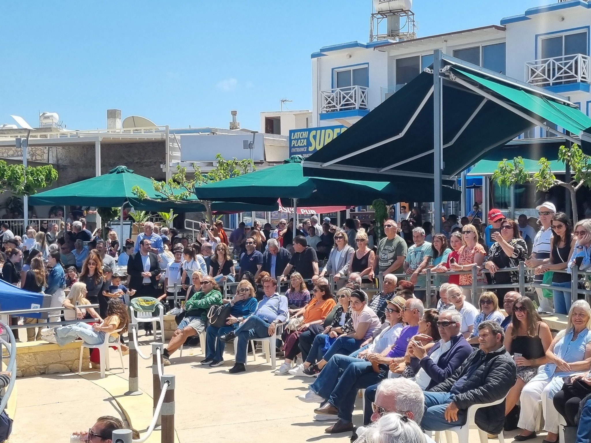Ολοκληρώθηκε με επιτυχία το 10ο φεστιβάλ ψαριού στο λιμανάκι του Λατσιού
