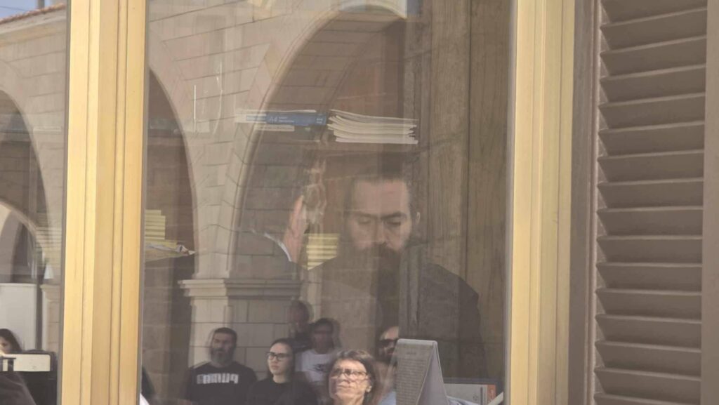 Κατέφθασε στην Μητρόπολη Πάφου ο Τυχικός