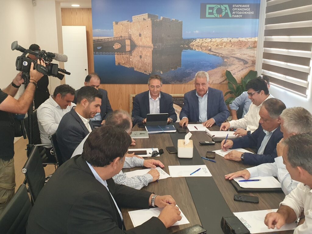 Διασφαλίζεται η απρόσκοπτη ροή νερού στην Πάφο, λέει ο ΓΔ του Υπ.Γεωργίας μετά από σύσκεψη