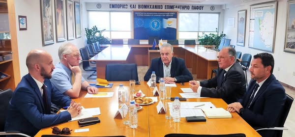 Συνάντηση ΕΒΕ Πάφου και του Ύπατου Αρμοστή του Η.Β στην Κύπρο