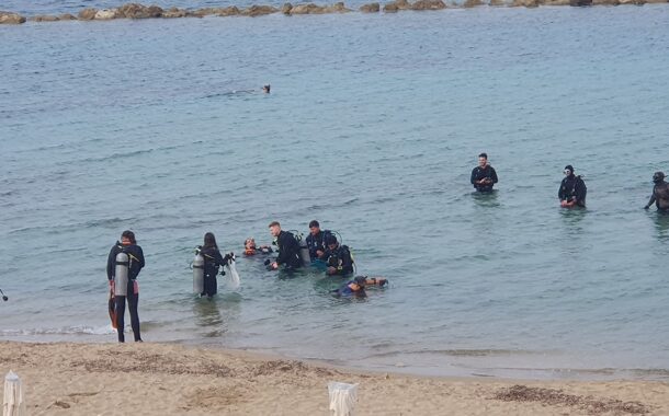 Δ. Πάφου: Καθαρισμός της παραλίας του ΣΟΔΑΠ για την Ευρωπαϊκή Μέρα θαλασσών