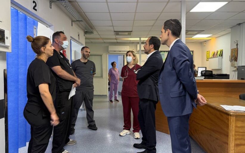 Απροειδοποίητη επίσκεψη στο ΓΝ Πάφου πραγματοποίησε ο Πρόεδρος