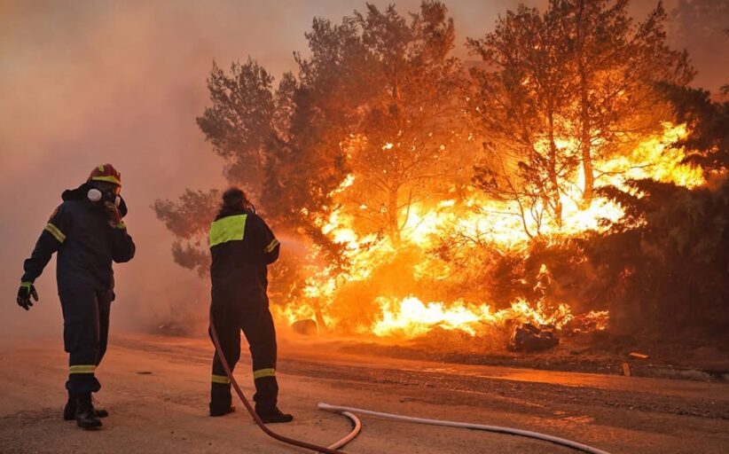 Νυχτερινή κινητοποίηση για ΠΥ μετά από πυρκαγιά σε δύο εστίες σε κοινότητες Πάφου