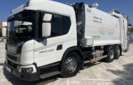 Επένδυση στην καθαριότητα και το περιβάλλον : Ο Δήμος Πάφου παρέλαβε δύο νέα απορριμματοφόρα σύγχρονης τεχνολογίας