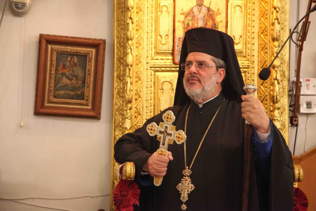 Εσπερινός και Θεία Λειτουργία στην κατεχόμενη Μονή Απ. Βαρνάβα στη Σαλαμίνα