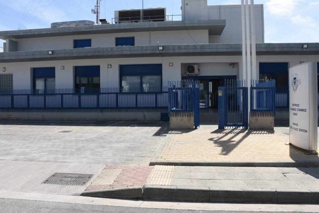 Υπό κράτηση 52χρονος για υπόθεση κλοπής χρημάτων