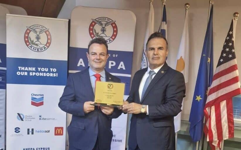 Τιμητική διάκριση για τον Ζαμπά
