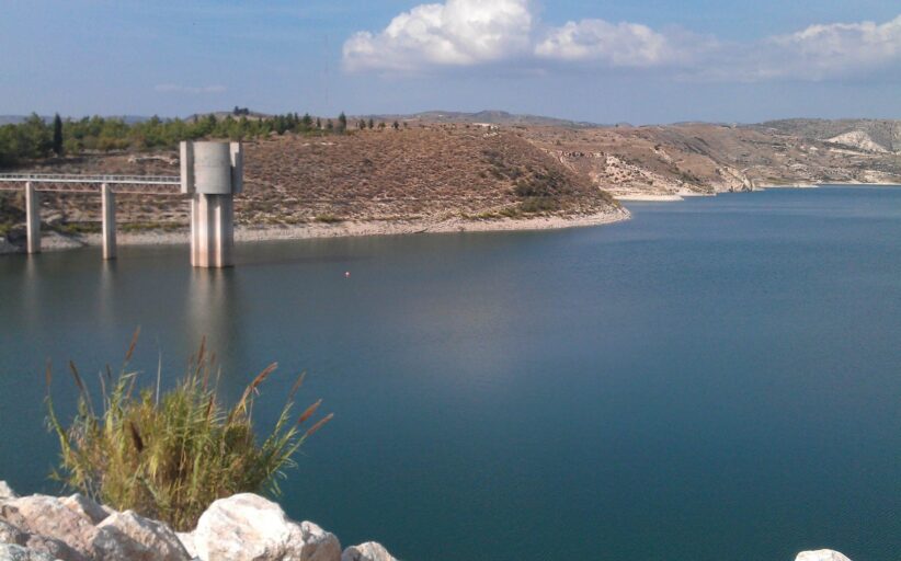 Σημαντική μείωση στάθμης στο φράγμα Ασπρόκρεμμου δείχνει δορυφόρος του Copernicus