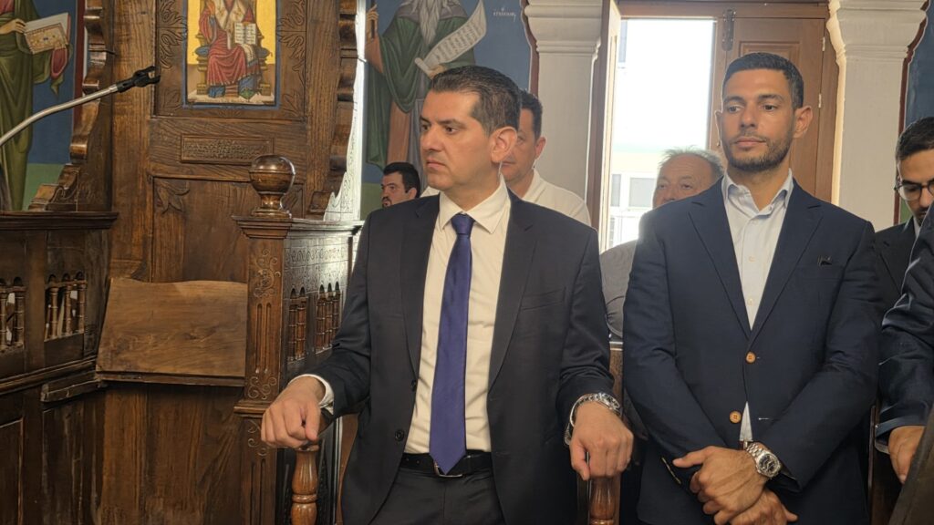 Υπάρχουν προβλήματα αλλά το ΓεΣΥ δεν θα καταρρεύσει, λέει ο Υπουργός Υγείας