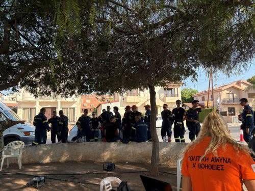 Επί τόπου οι Δασοκομάντος από την Ελλάδα, ενημερώνονται για να συνδράμουν