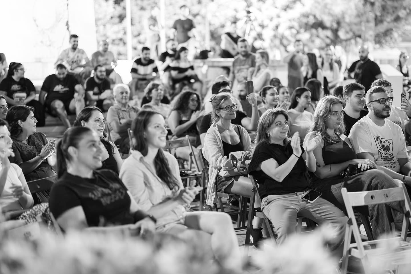 Stand Up Comedy Night στο Χάνι του Ιμπραήμ από το Πετρίδειο Ίδρυμα
