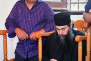Στα Μέσανα της Πάφου σήμερα ο Τυχικός για το μνημόσυνο της μητέρας του χωρίς να ιερουργήσει